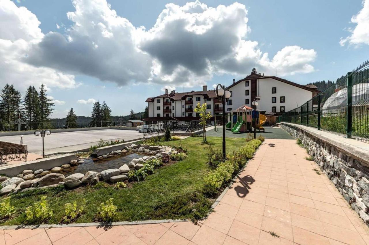 Hotel Iva & Elena Pamporowo Zewnętrze zdjęcie
